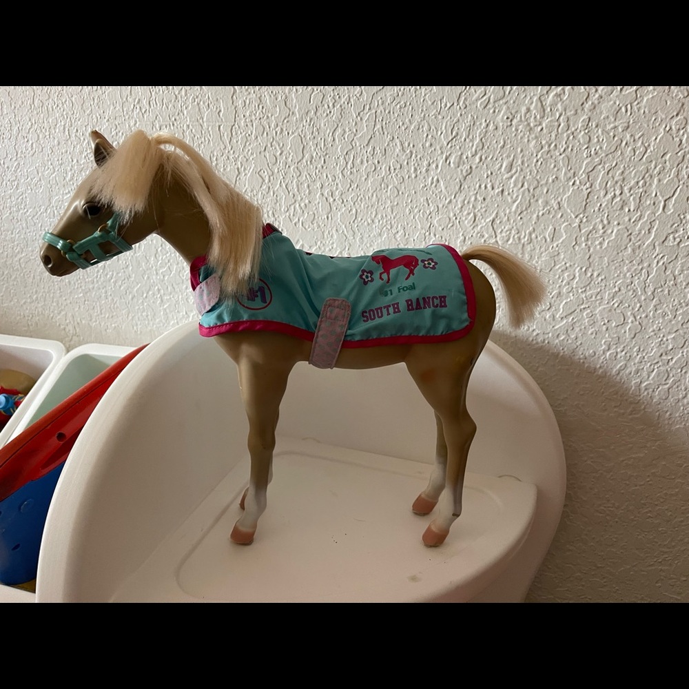 Our Generation Battat doll horse